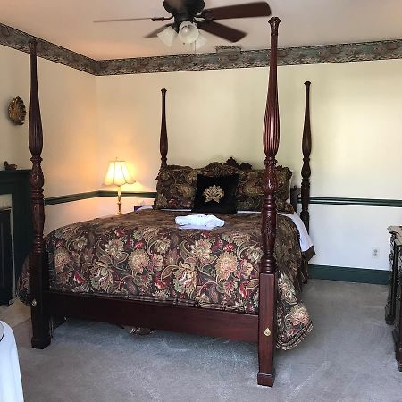 Parsonage Inn Bed And Breakfast St. Michaels Exterior foto