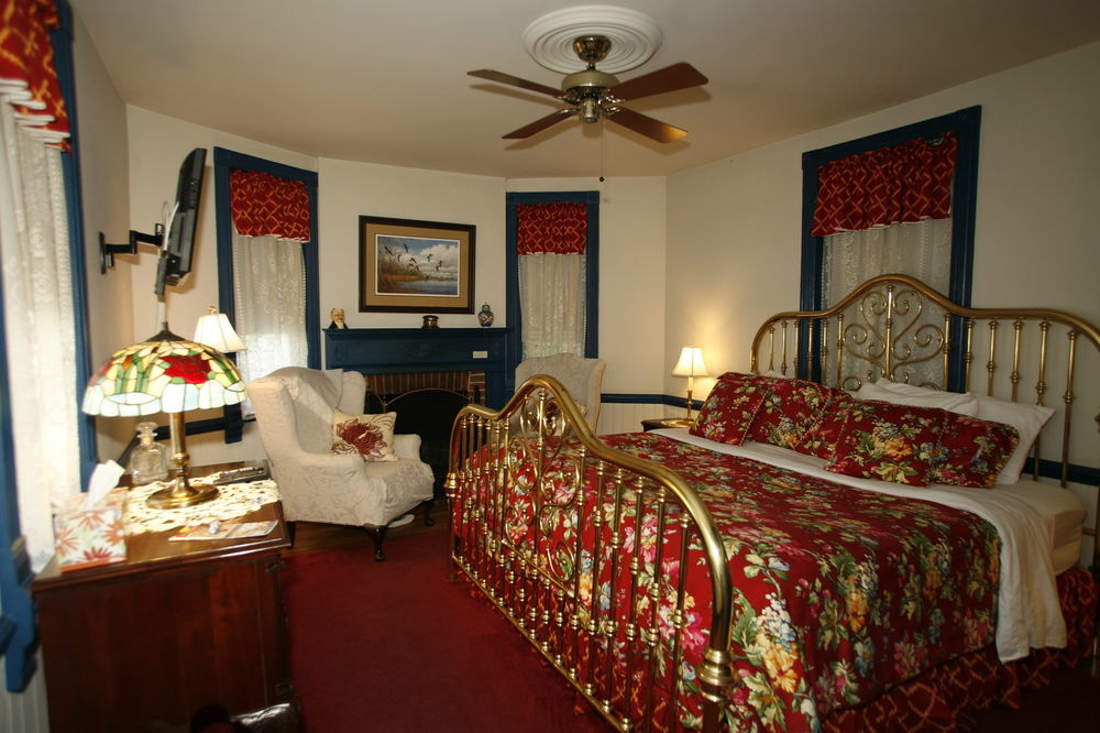 Parsonage Inn Bed And Breakfast St. Michaels Exterior foto